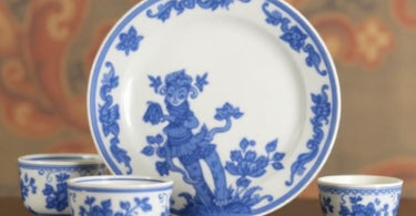 How Can You Tell If Blue and White Porcelain is Valuable?