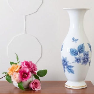 How to Care for and Maintain a Porcelain Vase?