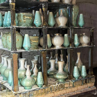 Jingdezhen crystalline glaze porcelain vase with natural crystal blooming patterns and a glossy mother-of-pearl shine
