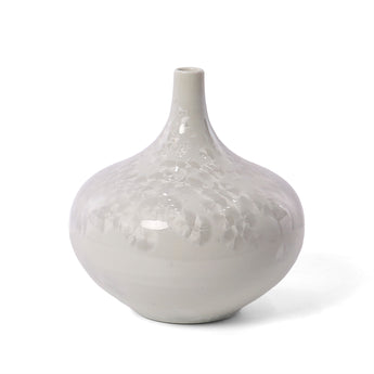 crystalline-pointed-flat-belly-vase-front.jpg	Front view of Jingdezhen Crystalline Pointed Neck Flat-Belly Vase